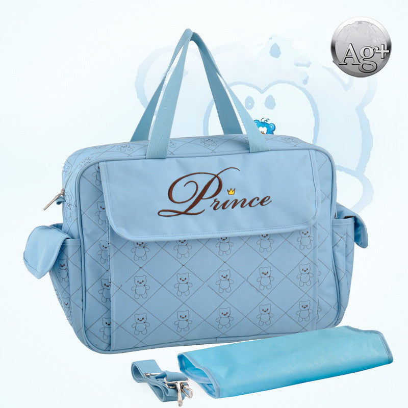 Stay organised on the go with this spacious, waterproof baby diaper bag. Stylish, functional, and designed for modern parents!