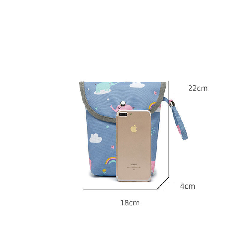 No bin? No worries! This waterproof, odour-proof nappy bag lets you store dirty nappies discreetly until you find a bin. Perfect for shopping, events & travel.