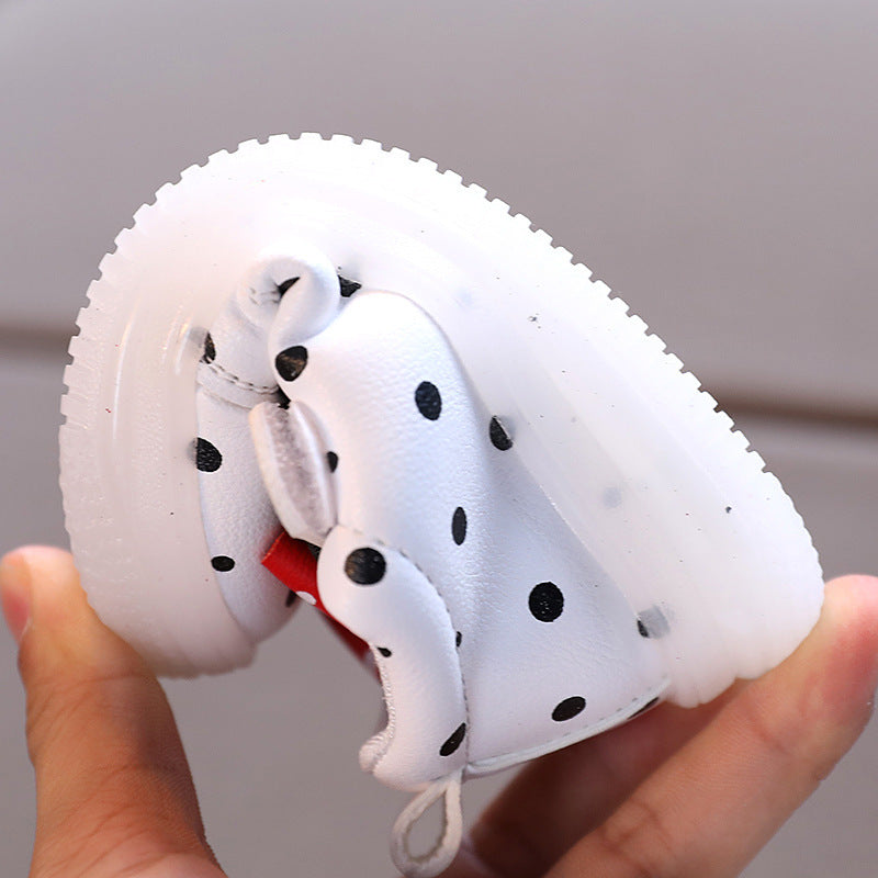 Step into style with the Luxe LED Polka Dot Bow Sneakers! Breathable, non-slip & ultra-chic light-up shoes for kids. Perfect for parties & everyday wear. Shop now!