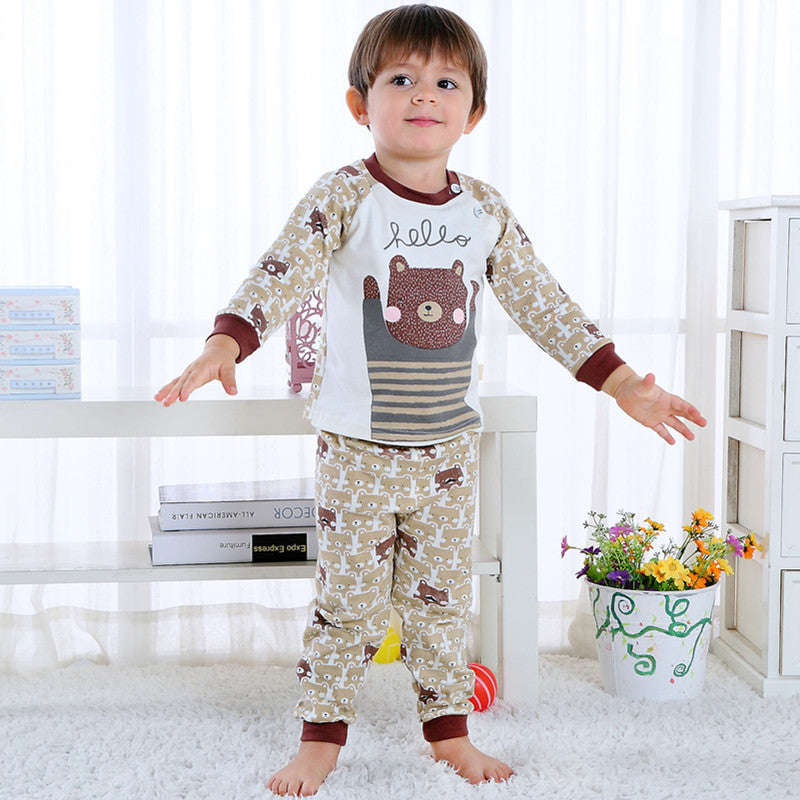 Snuggle up in our adorable long-sleeve kids’ pyjama set! Soft cotton fabric, cute cartoon prints, and a comfy fit make bedtime extra cozy.