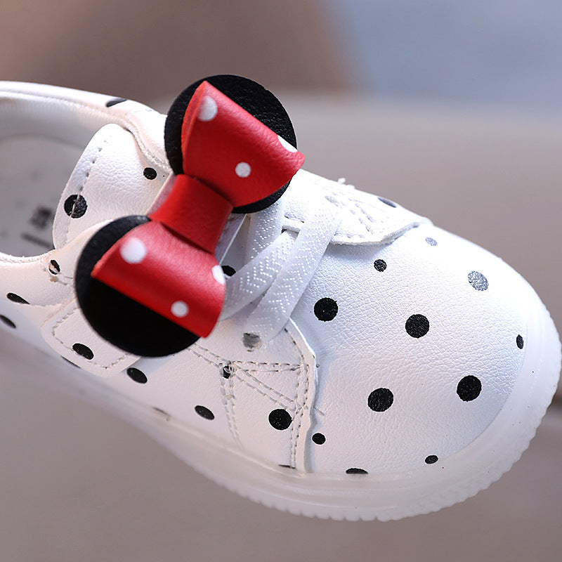 Step into style with the Luxe LED Polka Dot Bow Sneakers! Breathable, non-slip & ultra-chic light-up shoes for kids. Perfect for parties & everyday wear. Shop now!