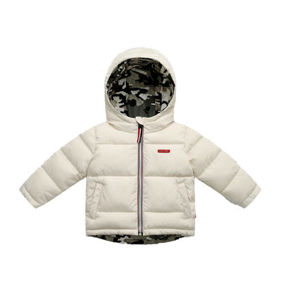 Keep your child cozy and stylish with this ultra-warm, reversible puffer jacket. Windproof, water-resistant & lightweight for all-day comfort.