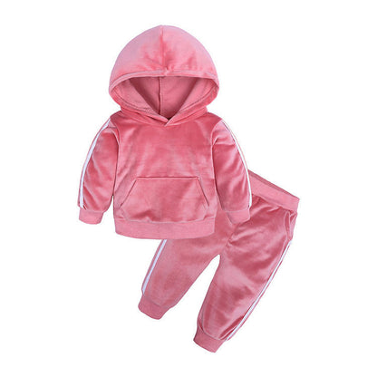 Keep your child warm & stylish with our luxe velour hoodie & jogger set. Plush, breathable & cozy for all-day comfort. Available now at Nova Bebe!