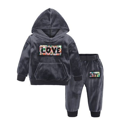 Keep your child warm & stylish with our luxe velour hoodie & jogger set. Plush, breathable & cozy for all-day comfort. Available now at Nova Bebe!