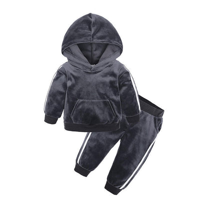 Keep your child warm & stylish with our luxe velour hoodie & jogger set. Plush, breathable & cozy for all-day comfort. Available now at Nova Bebe!