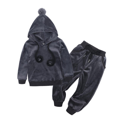 Keep your child warm & stylish with our luxe velour hoodie & jogger set. Plush, breathable & cozy for all-day comfort. Available now at Nova Bebe!