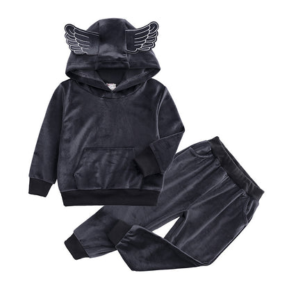 Keep your child warm & stylish with our luxe velour hoodie & jogger set. Plush, breathable & cozy for all-day comfort. Available now at Nova Bebe!