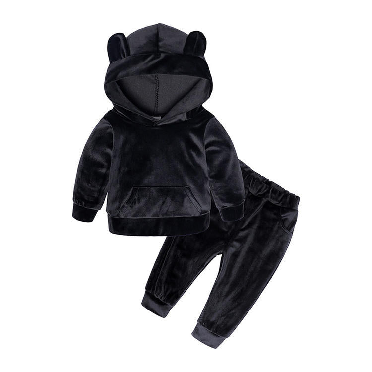 Keep your child warm & stylish with our luxe velour hoodie & jogger set. Plush, breathable & cozy for all-day comfort. Available now at Nova Bebe!