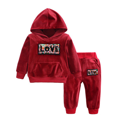 Keep your child warm & stylish with our luxe velour hoodie & jogger set. Plush, breathable & cozy for all-day comfort. Available now at Nova Bebe!