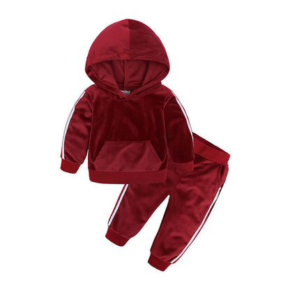 Keep your child warm & stylish with our luxe velour hoodie & jogger set. Plush, breathable & cozy for all-day comfort. Available now at Nova Bebe!